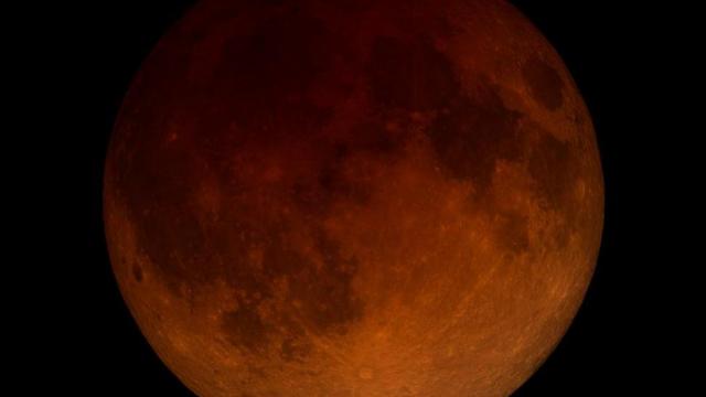 Seeing red: First total lunar eclipse of the year shines in the night sky Sunday