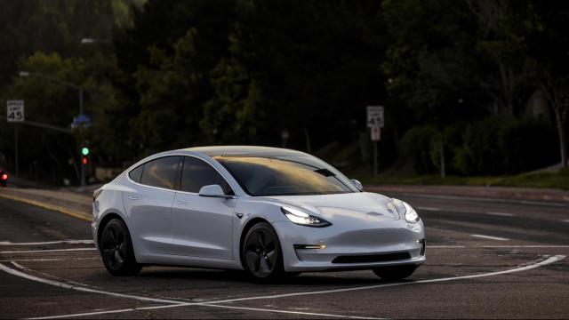 Two Triangle Tesla owners sue company due to alleged braking defect