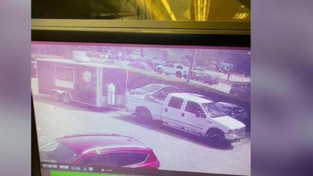 Trail of grease helps woman get surveillance photos of food truck theft in Raleigh 