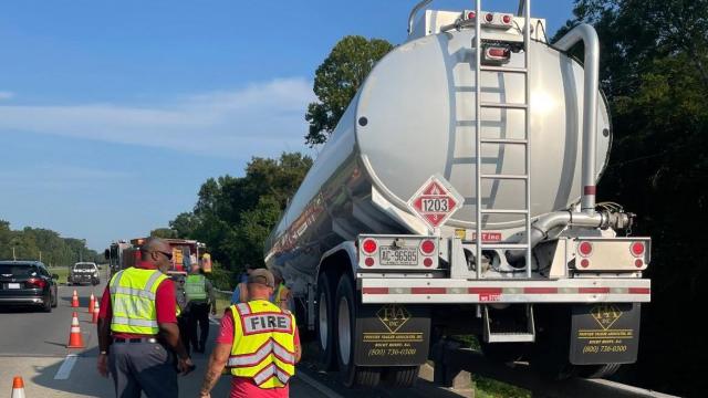 Fuel tanker crashes into Highway 70 railing over Neuse River in Kinston