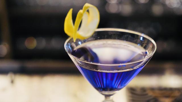 Beautiful and delicious: Durham Distillery launches color-changing gin 