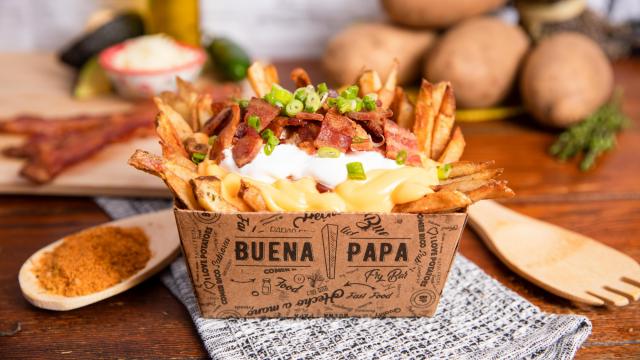 Buena Papa Fry Bar opens PNC Arena location