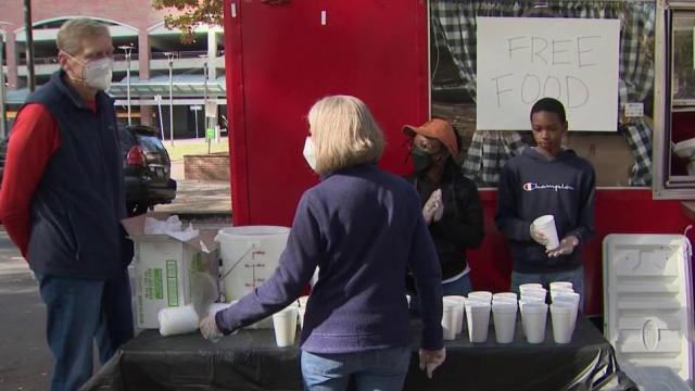 Free Thanksgiving meals offered to those in need in Raleigh