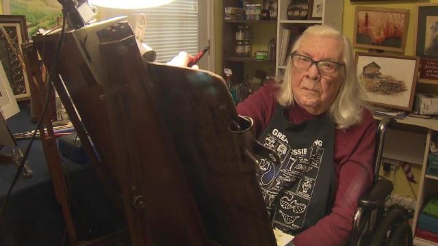 100-year-old in Fayetteville has been painting portraits for 70 years