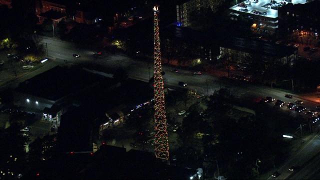 Sky 5 flies over the WRAL-TV tower ahead of tonight’s 64th annual lighting! Tap to watch 🎄 🚁