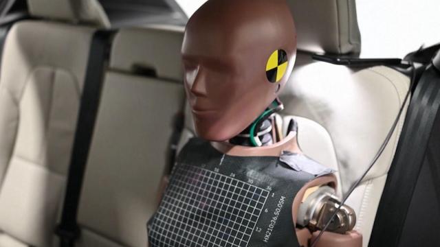 5 On Your Side: Updated crash test reveals injury risk to rear passengers