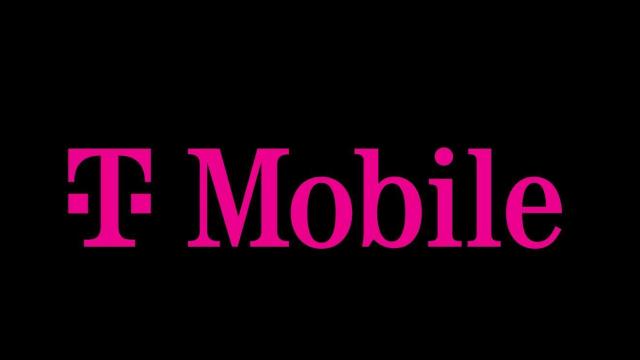 Outages hit T-Mobile, other wireless providers