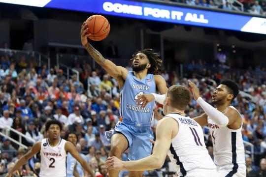 UNC's Davis says he'll return for another season with Tar Heels