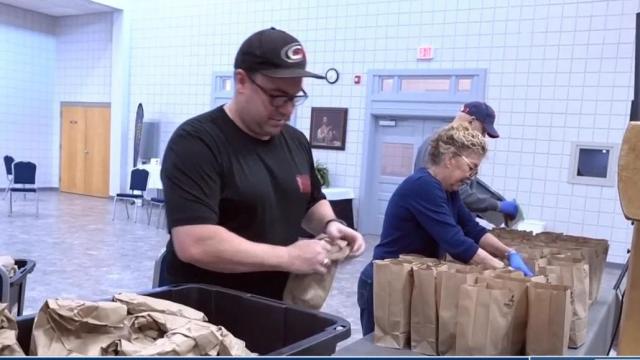 100,000 bagged lunches: Raleigh church marks major milestone in feeding community 