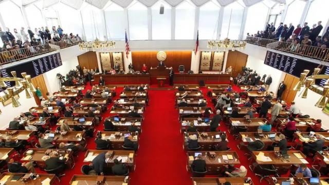 Editorial: Political expediency gets legislative win over common sense