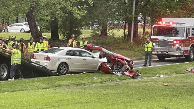 Deadly head-on crash in Johnston County leaves one dead and others in the hospital 