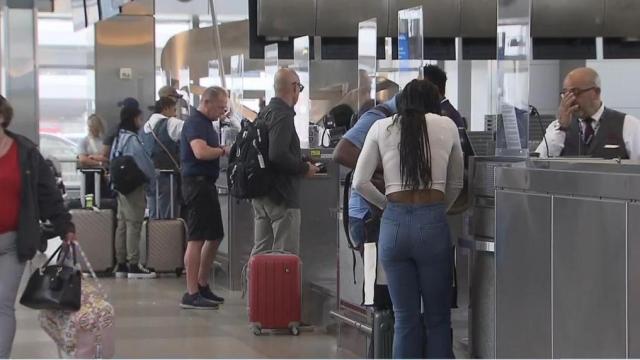 255,000 travelers expected to pass through RDU Memorial Day weekend 
