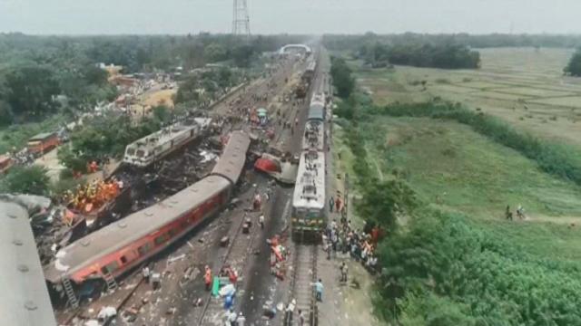 Raw: Rescuers search for survivors in train crash that killed over 260 in India
