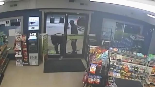 Thieves break into Orange County gas station, steal ATM