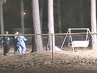 Body Found in Fayetteville Yard Spooks Neighbors
