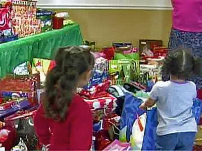 Durham Rescue Missions Gives Christmas Presents