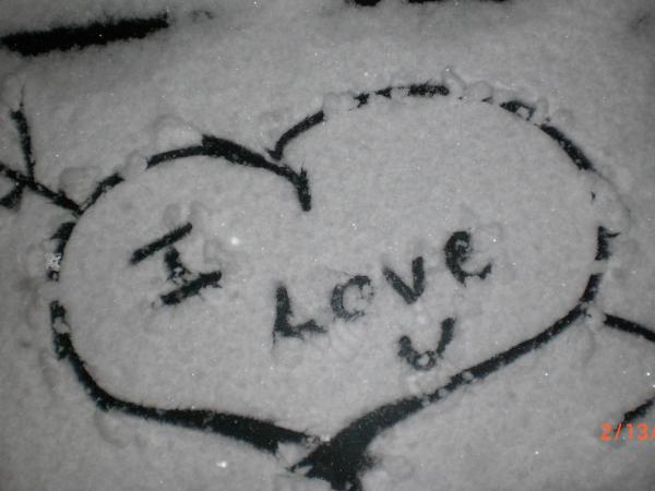 Snow is 'A Beautiful Valentine's Gift'