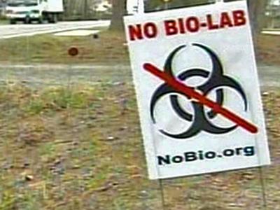 Federal Officials Discuss Proposed Bio-Defense Lab