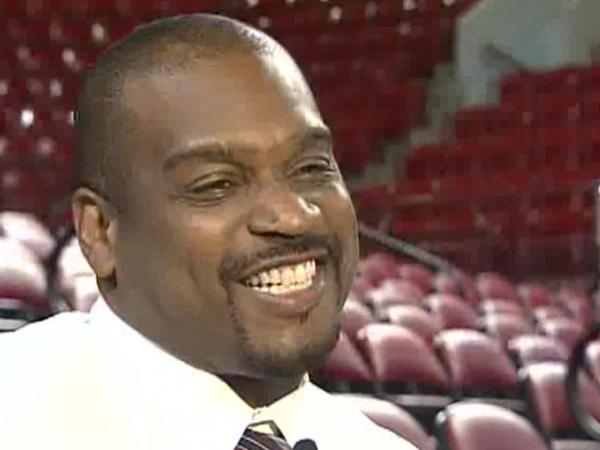 Former Wolfpack basketball standout dies in Raleigh bus wreck