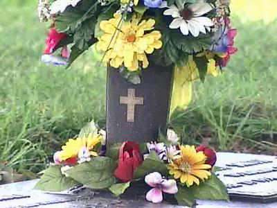 Hundreds of vases stolen from Raleigh cemeteries