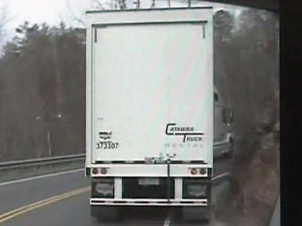 Panel votes to allow big trucks on more state roads