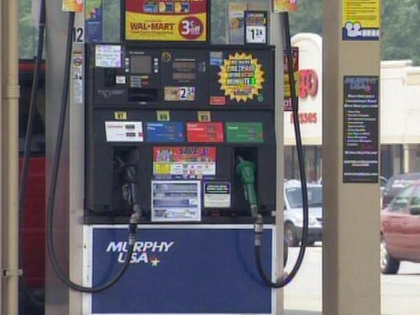 Drivers pump and go – without paying – at Dunn station