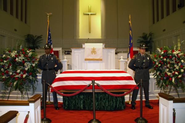 Mourners attend Helms' visitation