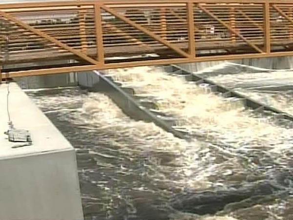 Hope Mills residents weigh in on new dam 