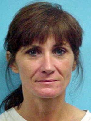 Roanoke Rapids woman charged in felony financial card theft