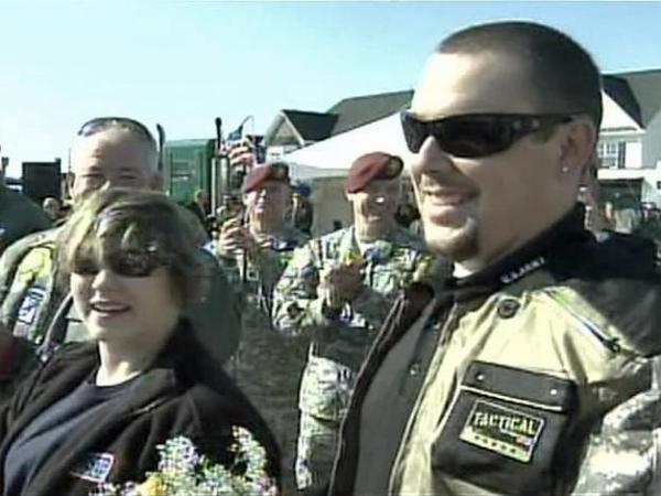 10/27/08: Wounded N.C. soldier gets new house from fellow vets