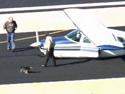 Pilot makes emergency landing in Sanford