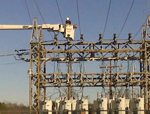 Man electrocuted at Hoke County power substation