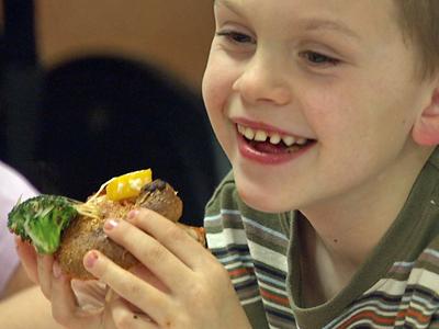 Children learn to eat right in Raleigh program