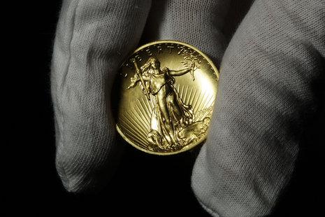 APTOPIX Mint Eagle Coin
