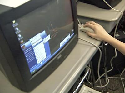 Nonprofit helps students get free computers