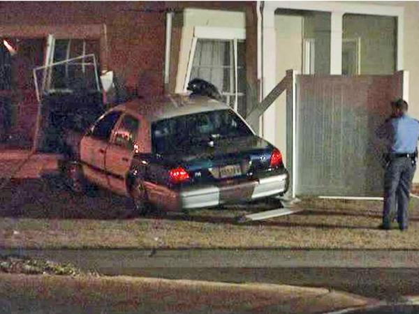 Raleigh police car hits houseA patrol car crashed into a home at 8041 Satillo Lane in north Raleigh around 11p.m. Saturday, Raleigh police said.