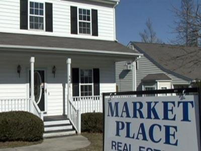 Refinancing pushes mortgage applications up