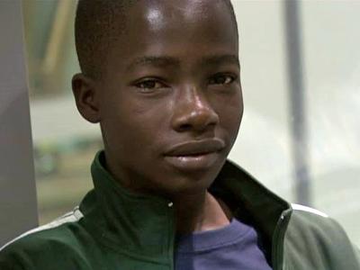 05/19/09: Uganda teen's surgery a success