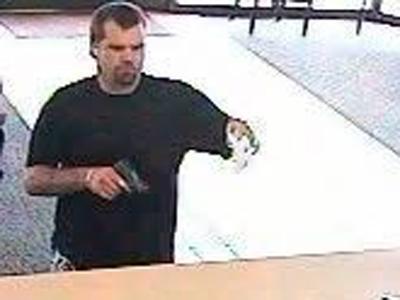 Fayetteville police seek bank robber