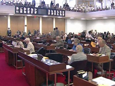 Lawmakers give preliminary OK to budget