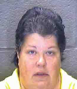 Teresa Goff Honeycutt - mug shot 8/21/09 - Store clerk charged with lying about robbery