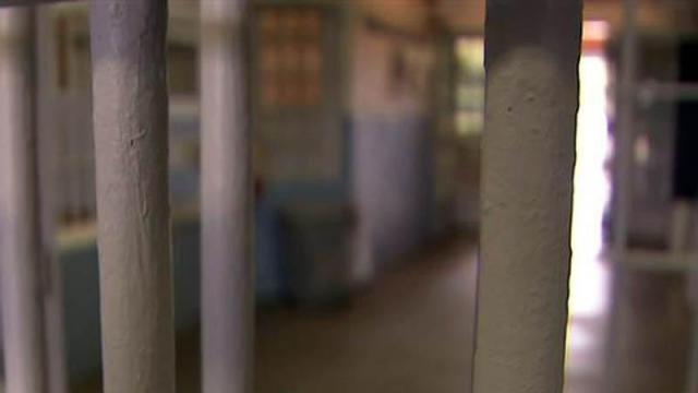 Scores of inmates allege racial bias in sentencing