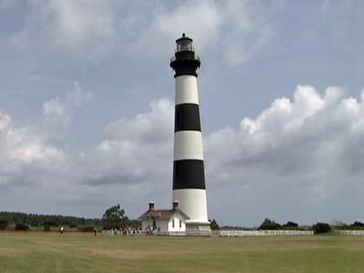 09/2009: Bodie Island Lighthouse weathers many storms