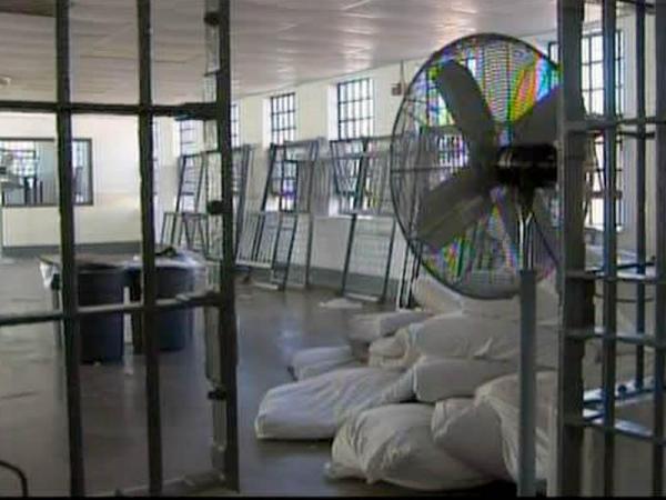 Hundreds of inmates transferred amid prison closings
