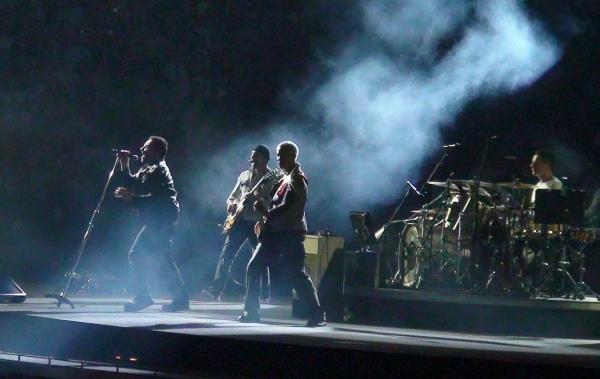 U2 concert-goers' photos