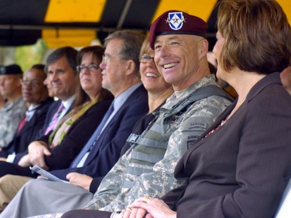 Helmich assumes command of XVII Airborne