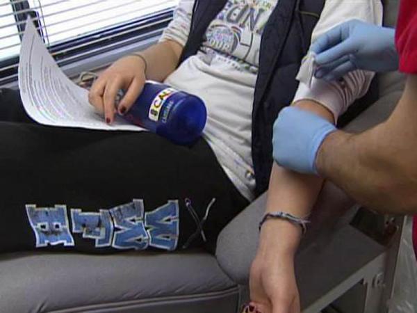 Students flood blood drive for classmate