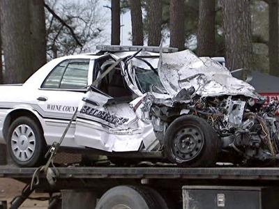 Wayne County deputy, another driver injured in crash