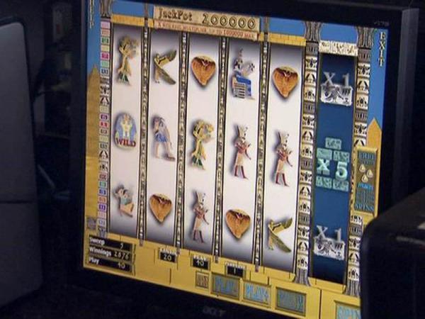 Sweepstakes cafes look for way around state ban