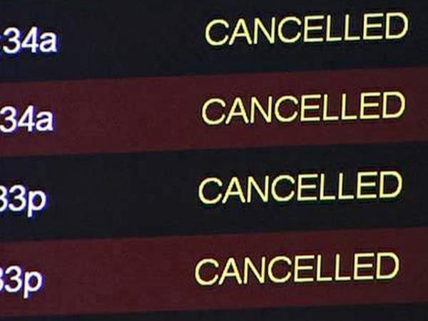 RDU travelers struggle with canceled flights